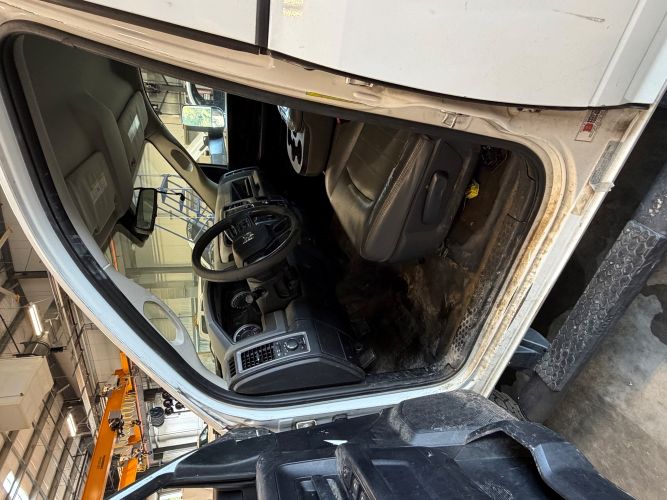 2016 Dodge Ram 1 Ton Service Truck 4x4 (560433) - Image 3